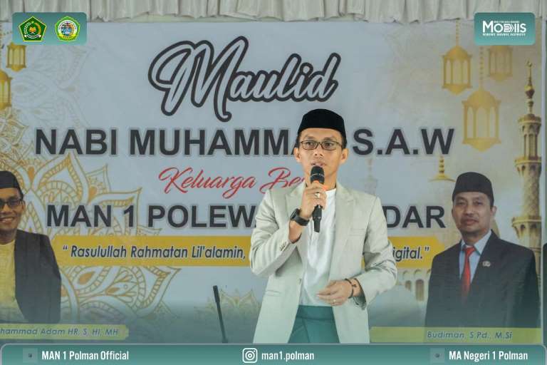MAN 1 Polman Gelar Peringatan Maulid Nabi Muhammad SAW